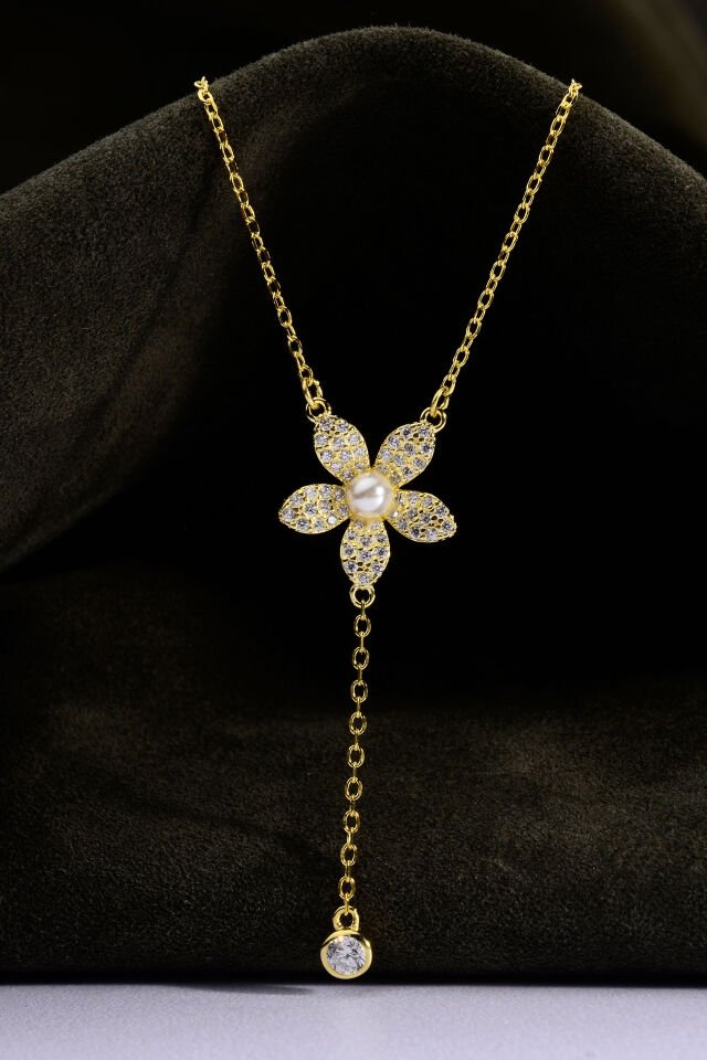 Altın Kaplama 925 Ayar Gümüş Taşlı Beş Yapraklı İnci Çiçek & Taş Sallantılı Kolye