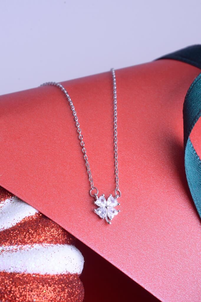 925 Ayar Gümüş 4 Yapraklı Yonca Kolye