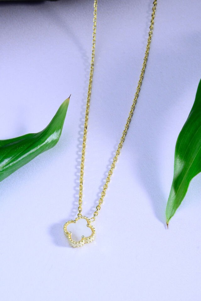 925 Ayar Gümüş Üzeri 22 Ayar Altın Kaplama Yonca Kolye