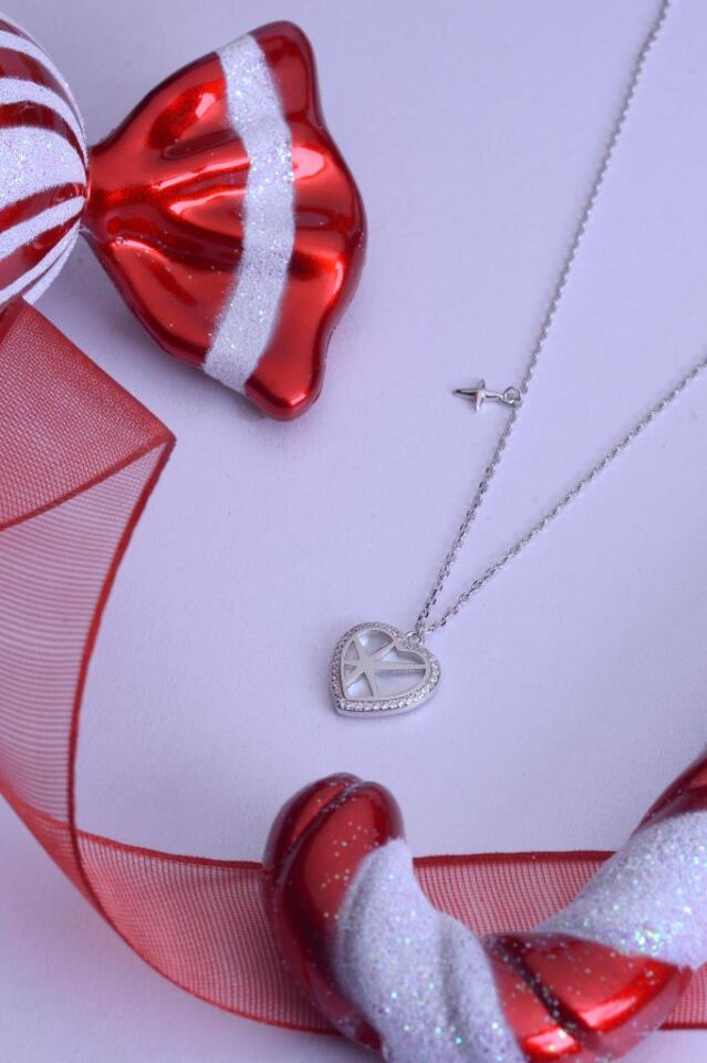 925 Ayar Gümüş Taşlı Kalp Yıldız Detaylı Kolye