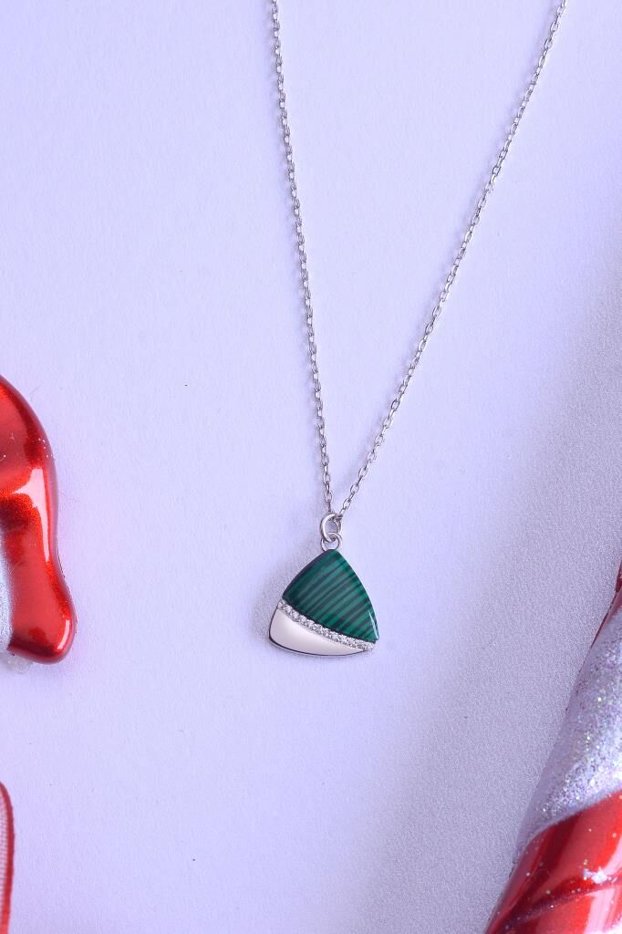 925 Ayar Gümüş Sedef Taşlı Üçgen Kolye