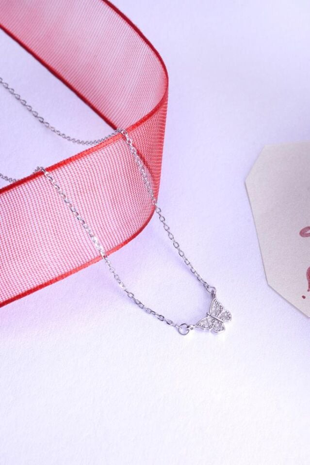 925 Ayar Gümüş Taşlı Kelebek Kolye