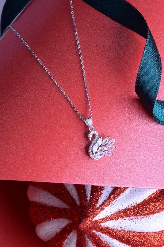 925 Ayar Gümüş Taşlı Kuğu Kolye