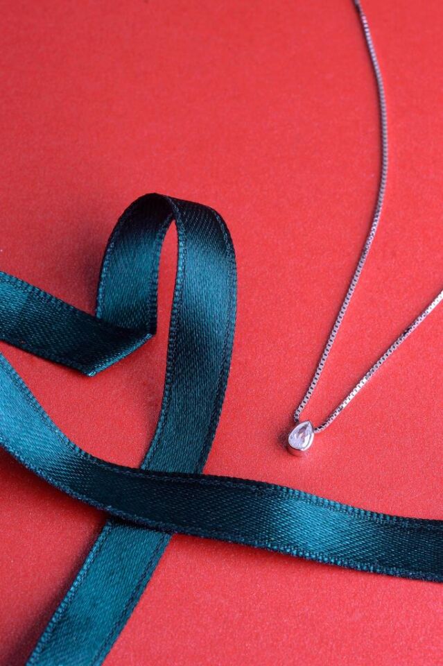 925 Ayar Gümüş Damla Kolye