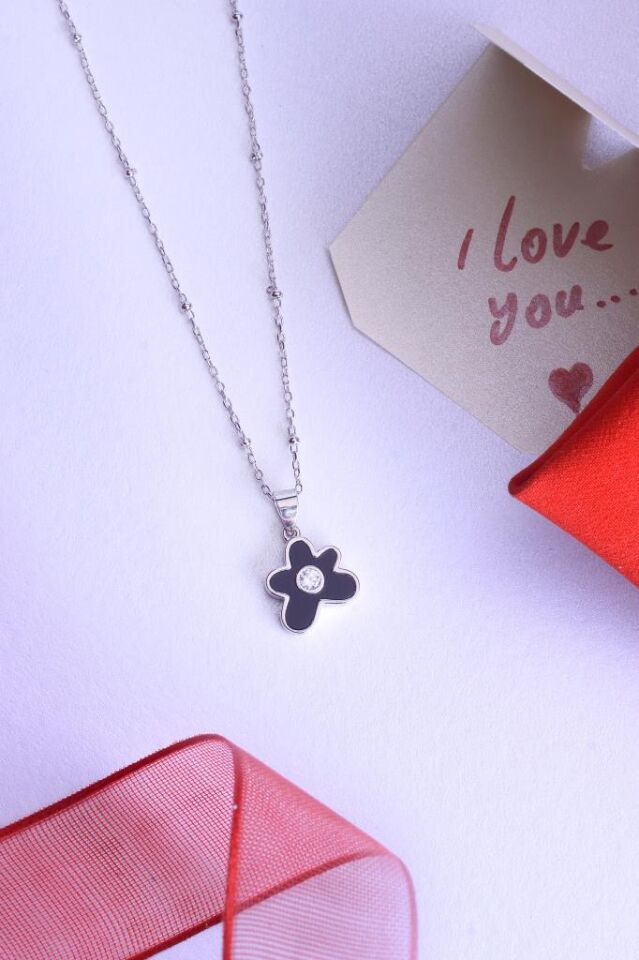 925 Ayar Gümüş Dorika Zincirli Taşlı Çiçek Kolye