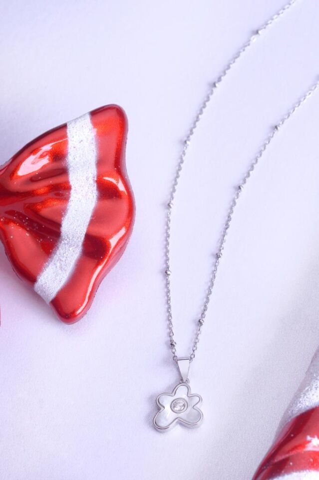 925 Ayar Gümüş Dorika Zincirli Taşlı Çiçek Kolye