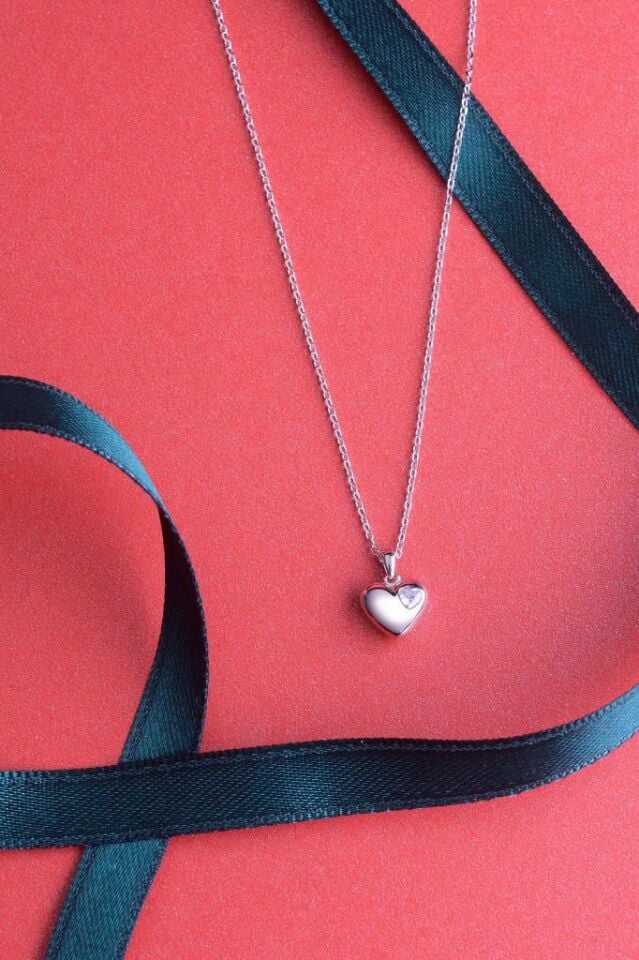 925 Ayar Gümüş Kalp İçi Taşlı Kolye