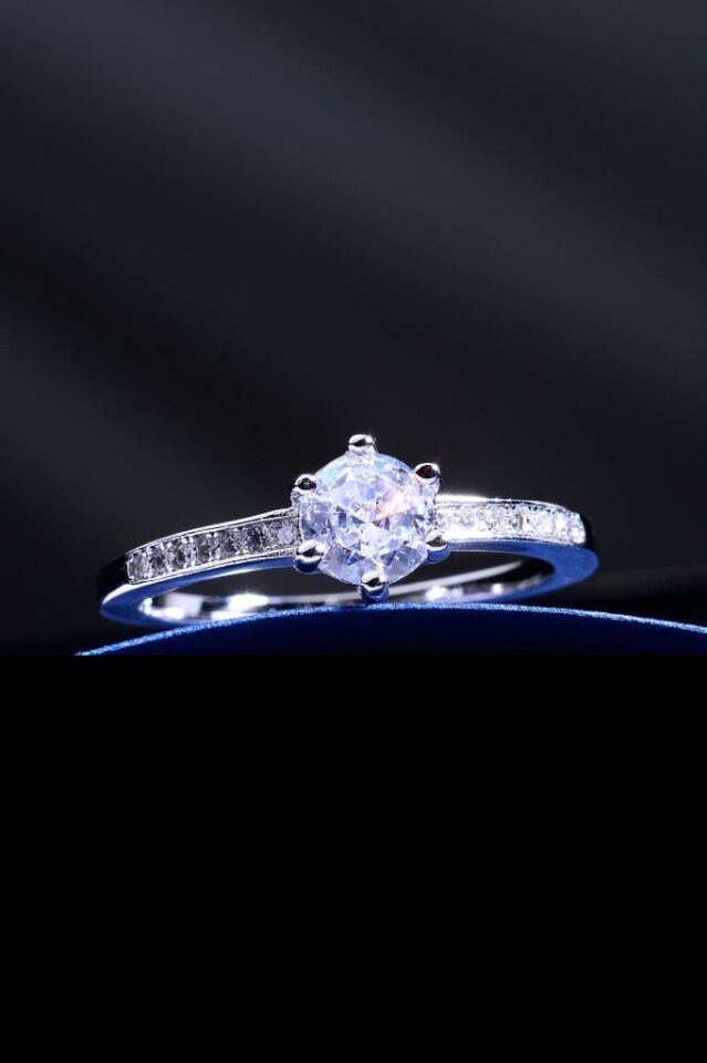 925 Ayar Gümüş Minimal Tek Taş Kadın Yüzük