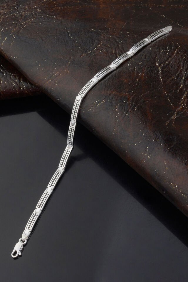 925 AYAR GÜMÜŞ NOKTA DESENLİ ERKEK BİLEKLİK