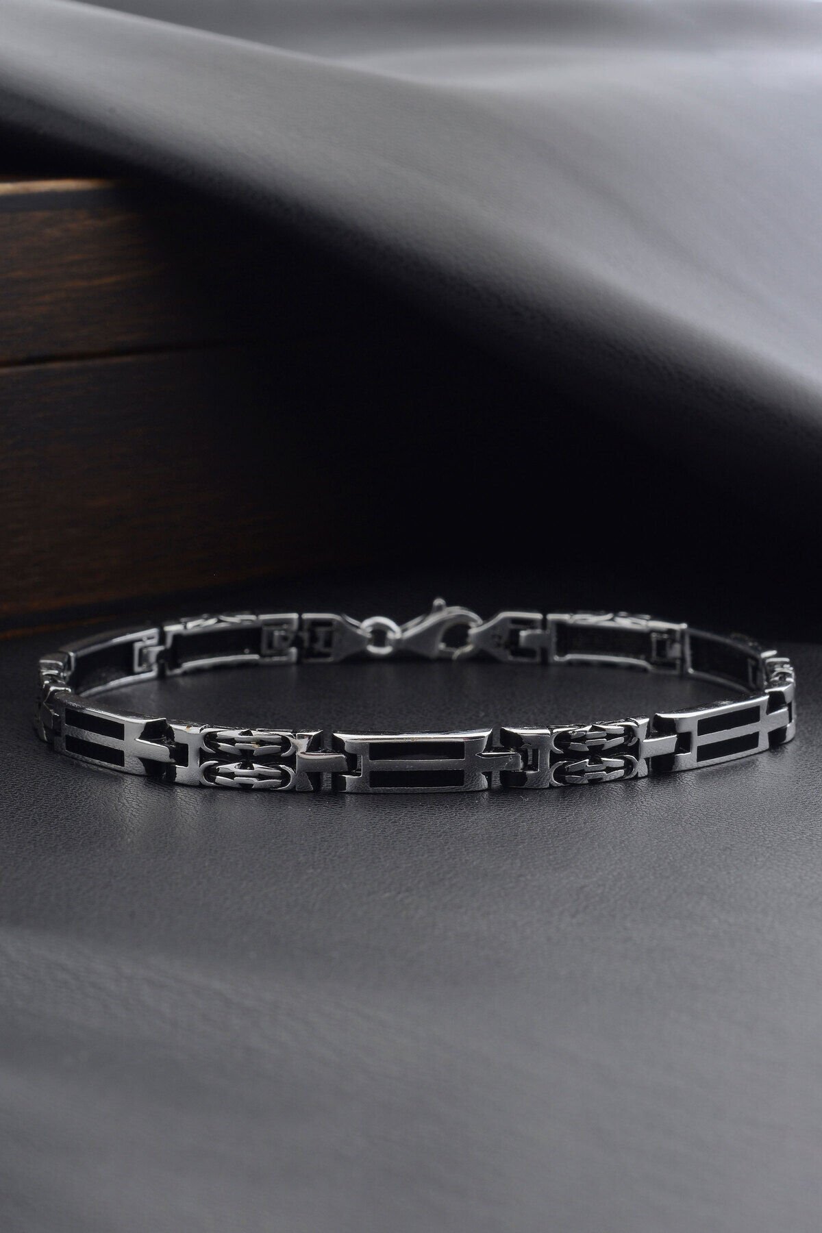 925 AYAR GÜMÜŞ ÇİZGİ DETAYLI ERKEK BİLEKLİK