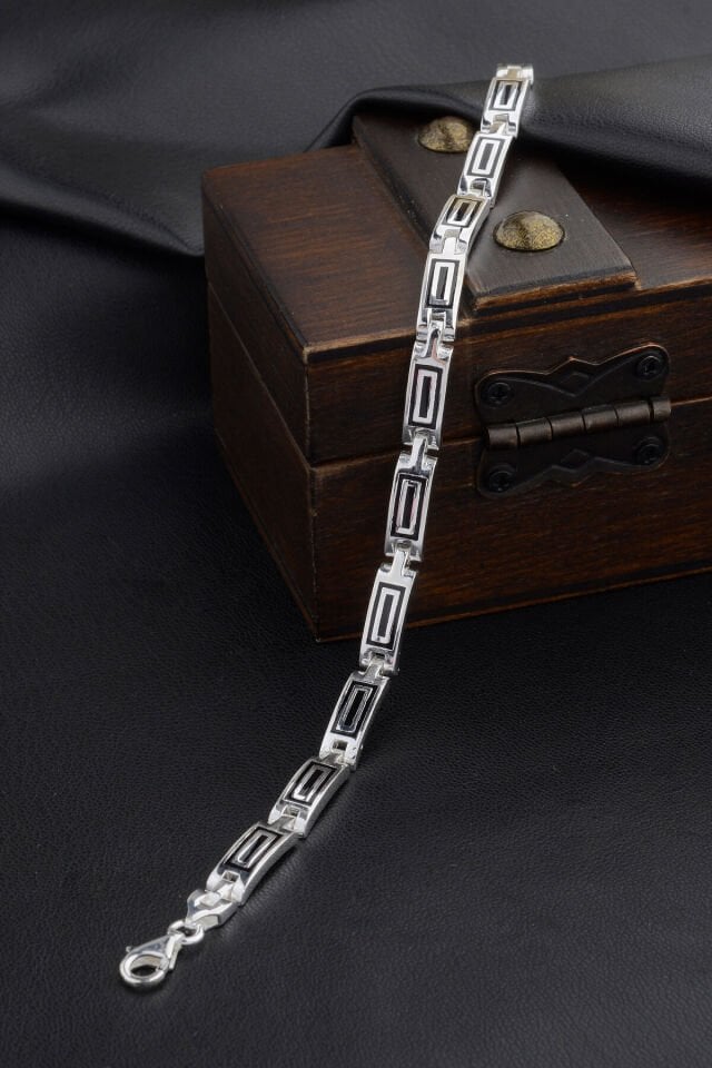 925 AYAR GÜMÜŞ KARE DESENLİ ERKEK BİLEKLİK