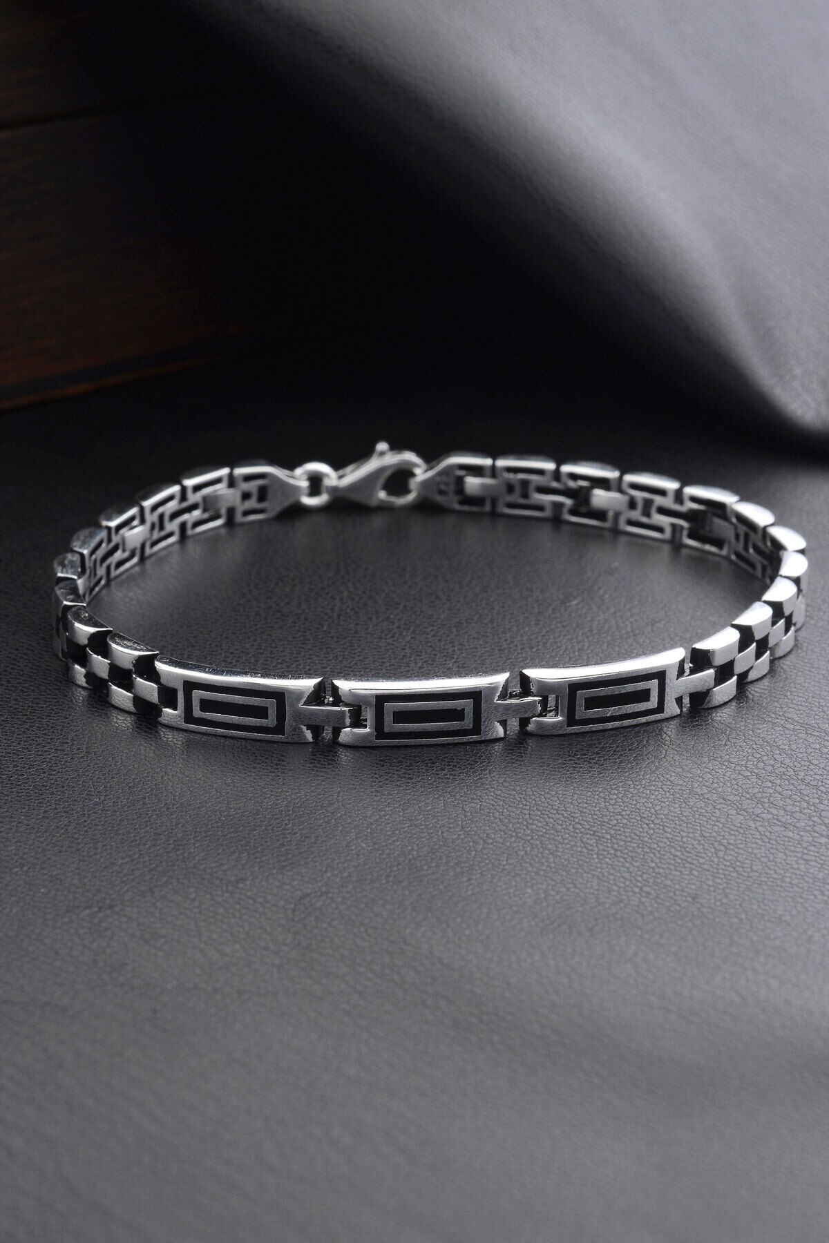 925 AYAR GÜMÜŞ DESENLİ ERKEK BİLEKLİK