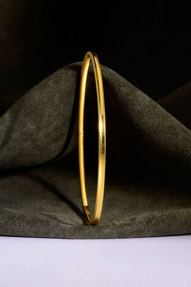 925 Ayar Gümüş Üzeri 22 Ayar Altın Kaplama 10 Gr Düz Ajda Model Oluklu Ajda Kadın Bilezik