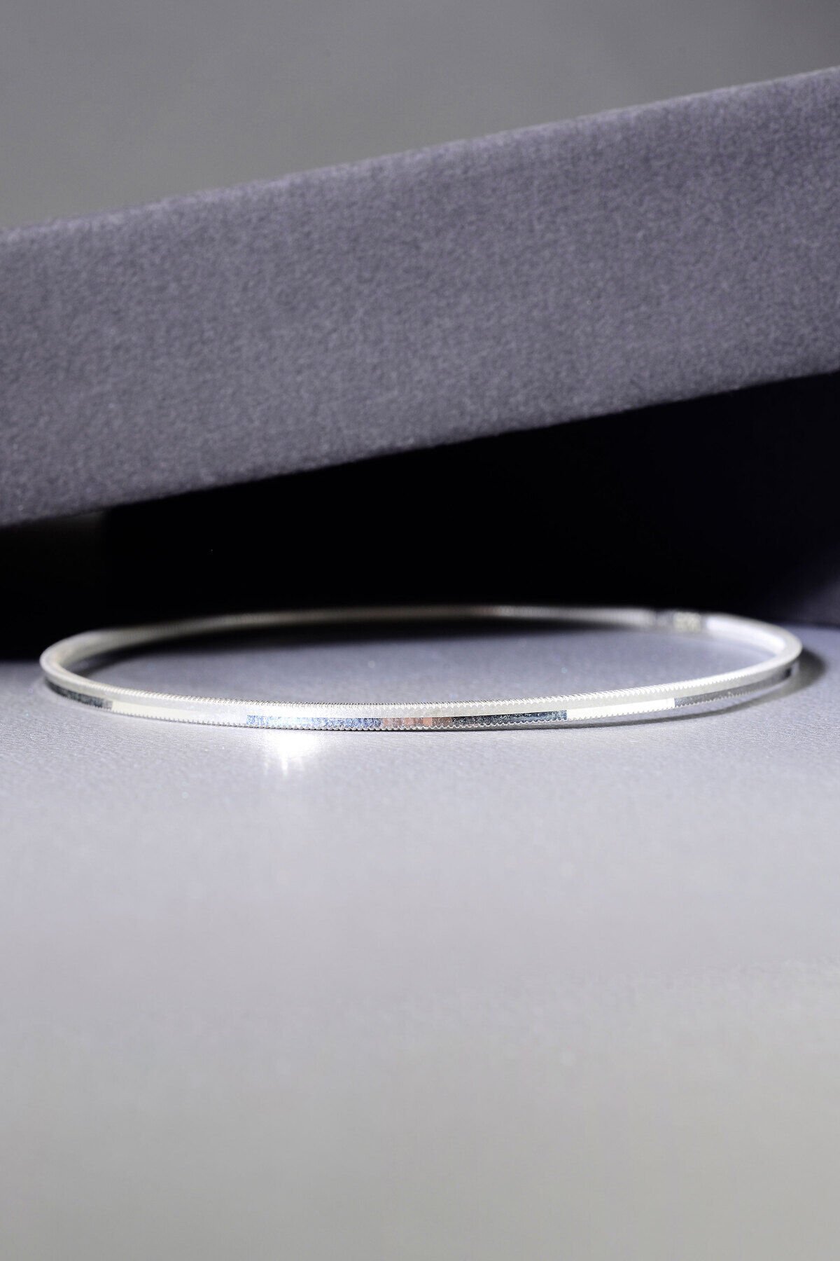 925 Ayar Gümüş Düz Oluklu Ajda Bilezik