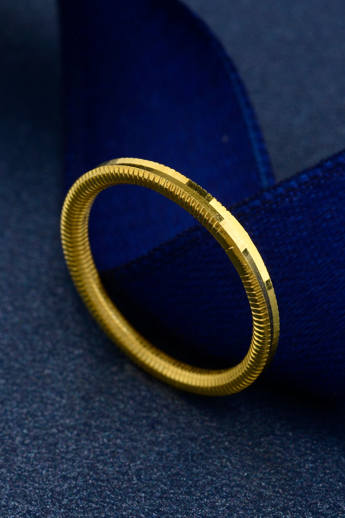 22 Ayar Altın Kaplama 925 Ayar Gümüş Oluklu Düz Ajda Yüzük Altın - 17