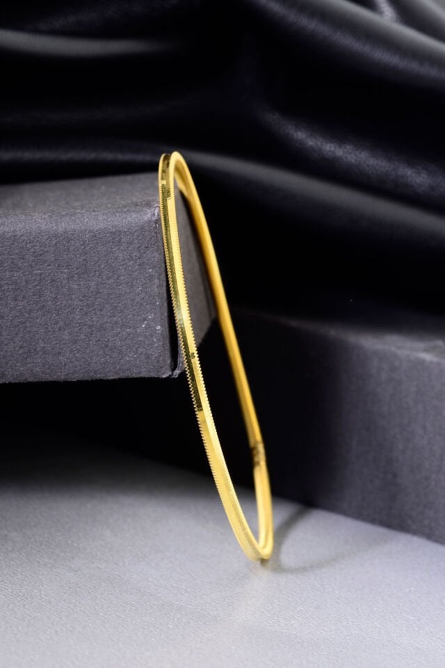 925 Ayar Gümüş Üzeri 22 Ayar Altın Kaplama Düz Oluklu Ajda Bilezik