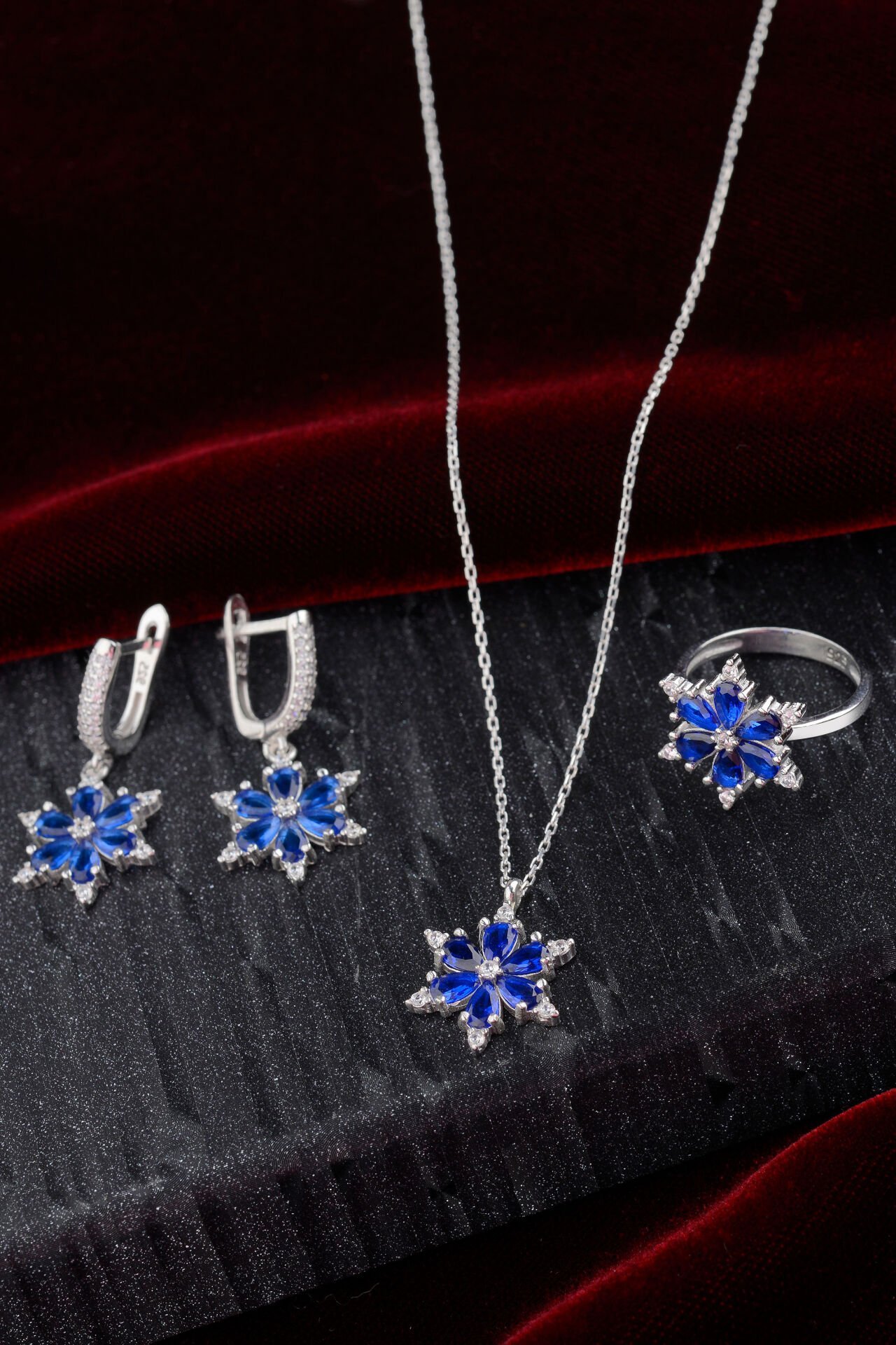 925 Ayar Gümüş Zirkon Taşlı Lacivert Lotus Set
