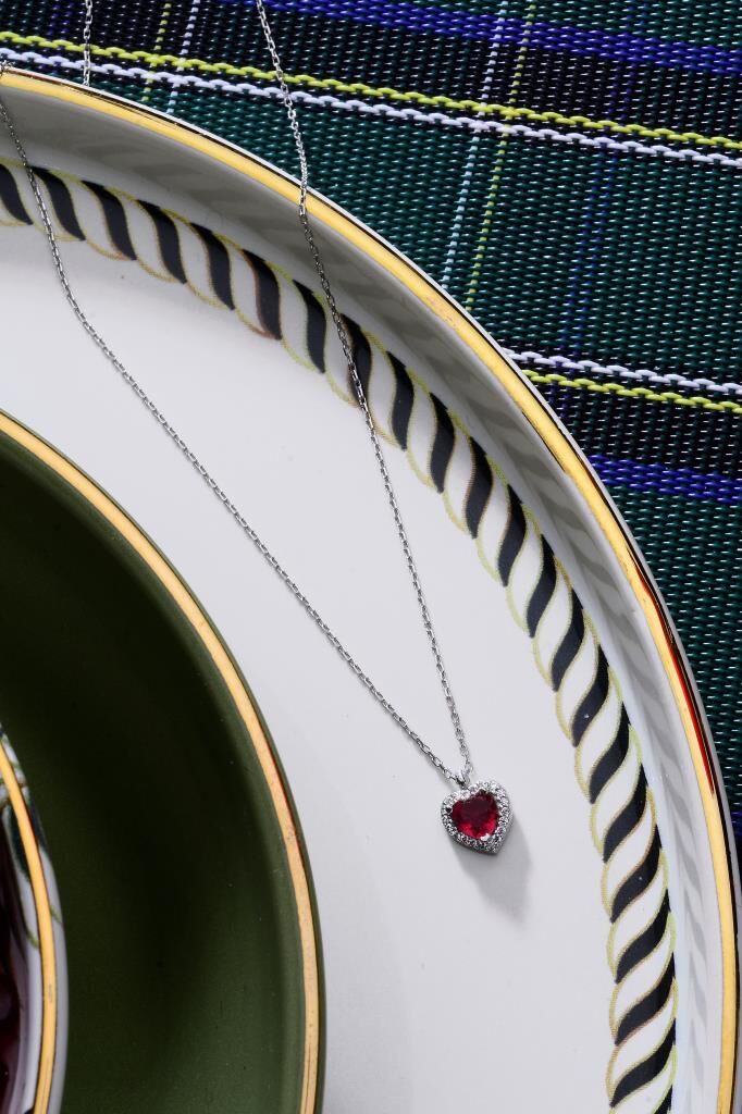 925 Ayar Gümüş Kırmızı Kalp Kolye